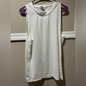 ZYIA‎ Cream Sleeveless Muscle Tee